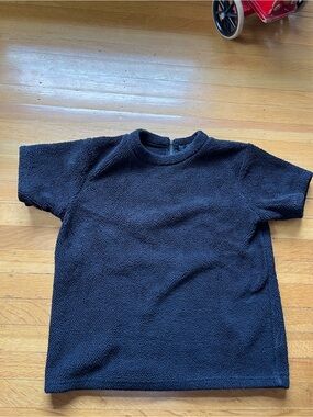 Uniqlo black teddy fleece t-shirt short sleeved shirt M zip minimalist